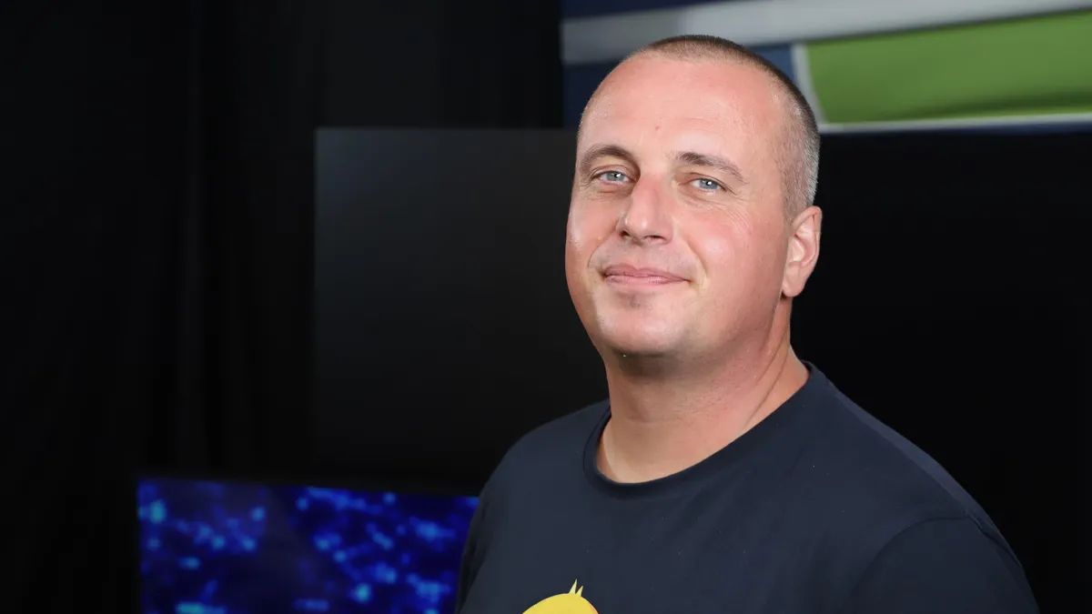 Александър Стоянов: Няма разлика между нацизма и комунизма - и двете са разклонения на социализма