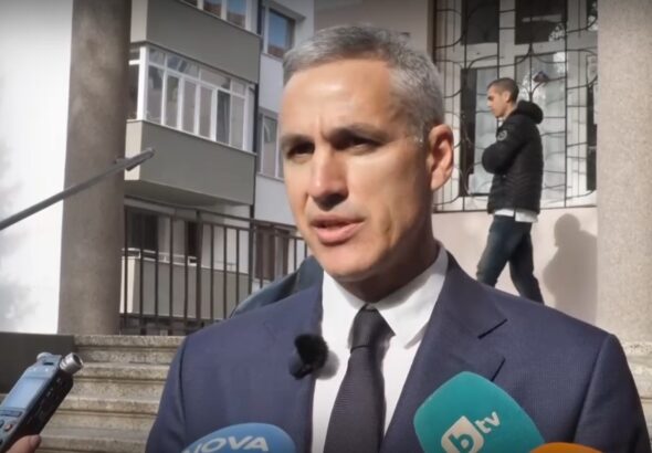 Андрей Гюров: Това е избор между две посоки, гласувайте за България, която заслужаваме