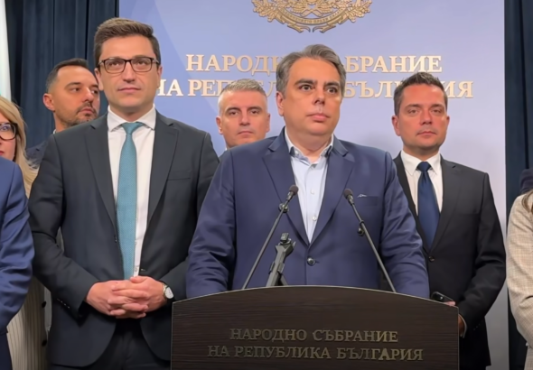 Василев: Не искате ли преди изборите да знаете дали кандидат за президент умишлено помилва наркотрафиканти-рецидивисти