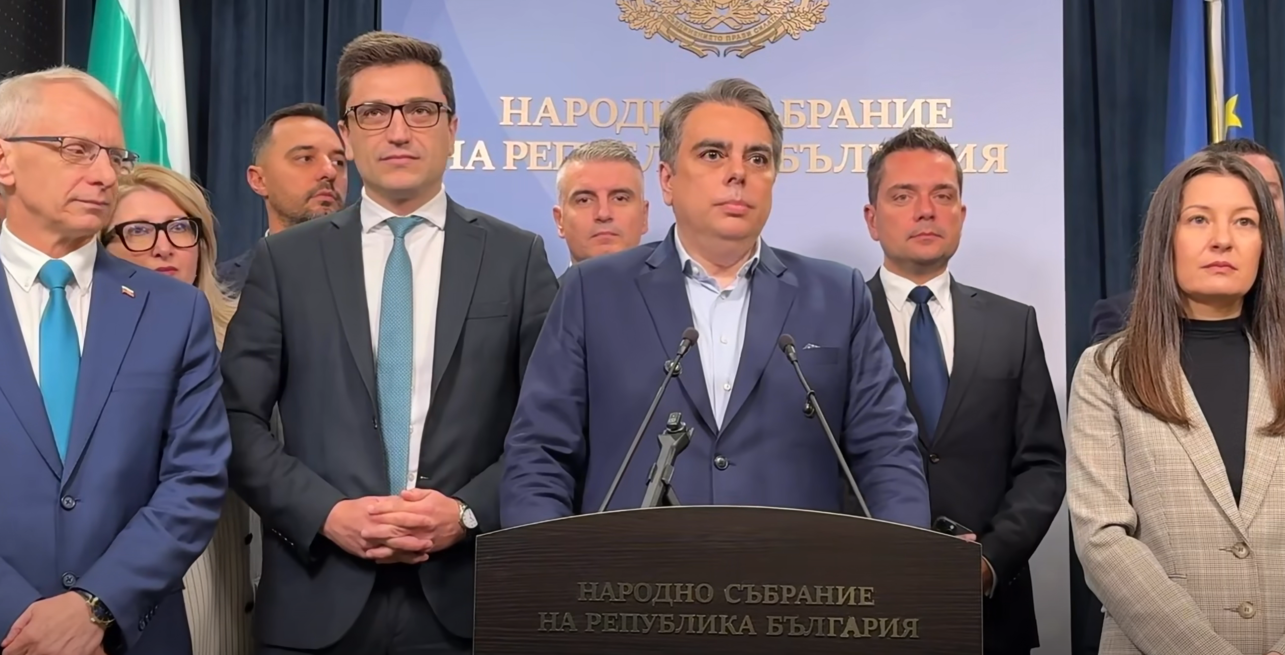 Василев: Не искате ли преди изборите да знаете дали кандидат за президент умишлено помилва наркотрафиканти-рецидивисти