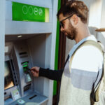 Парите в брой в ЕС се увеличават въпреки ръста на разплащания с карти и телефони