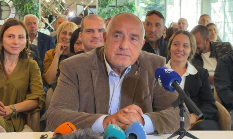 Борисов: Службите проверяват дали потопеният кораб не е превозвал войска