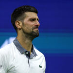 Новак Джокович игра през сълзи и отпадна още в първия кръг на US Open за първи път от 20 години