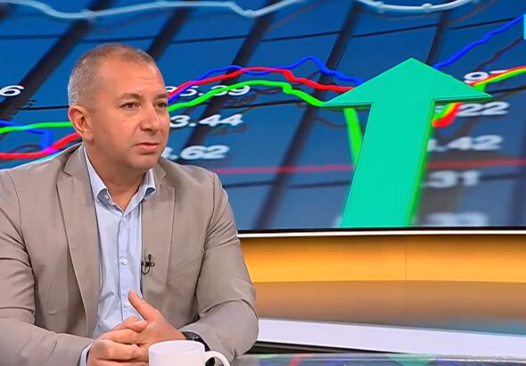 Минималната заплата през 2027 г. ще бъде до 667 евро