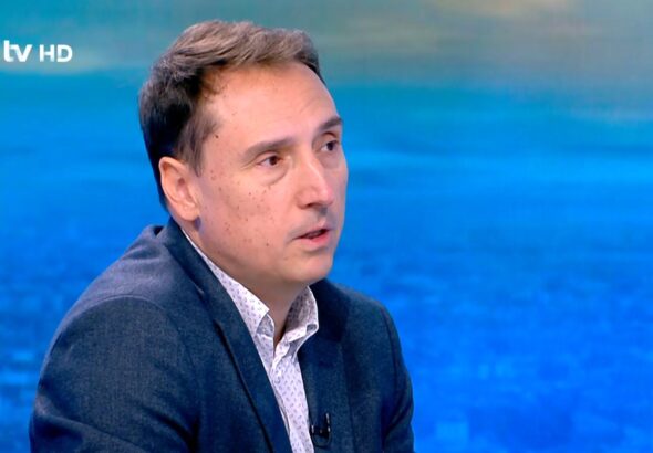 "Маркет линкс": Гюров-Кандев стопяват разликата с Йотова-Вълчев