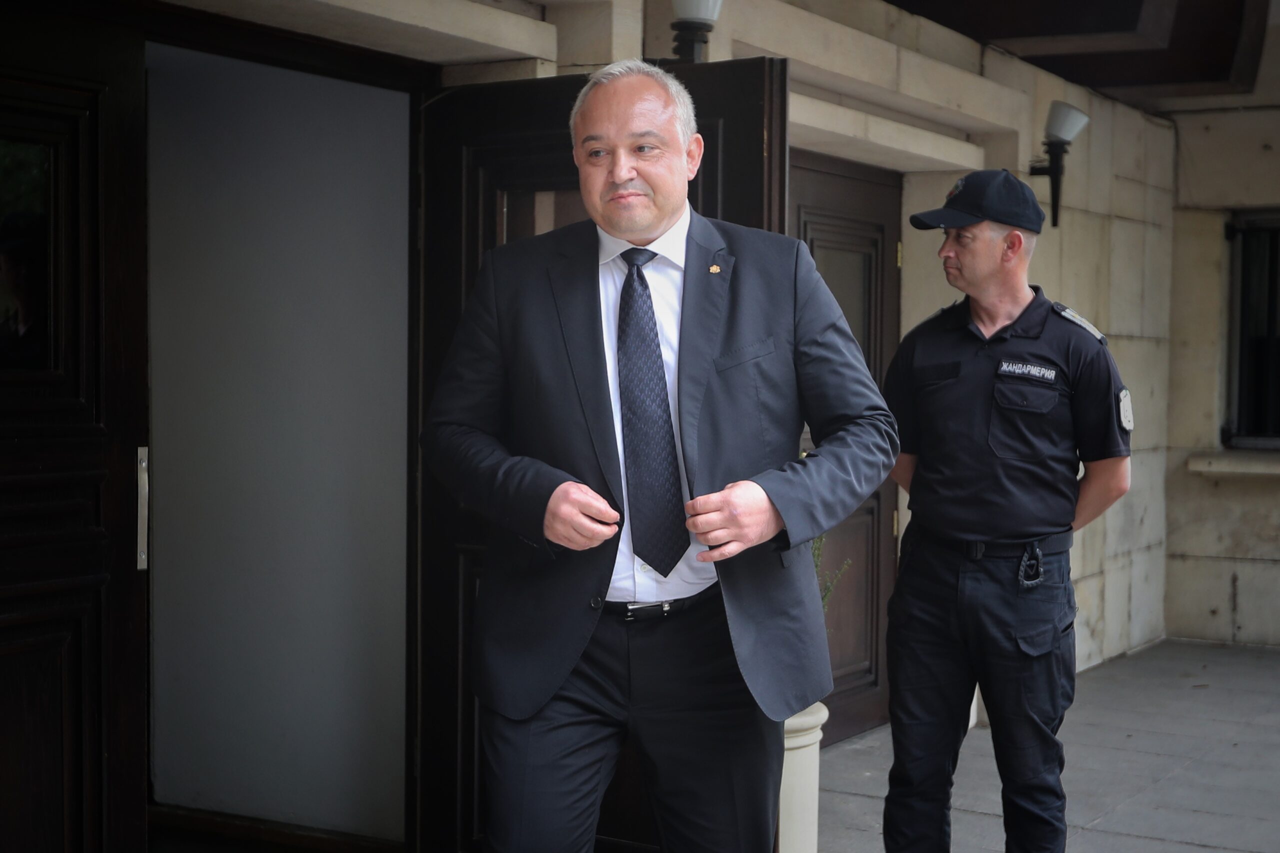 Прокуратурата разследва ГДБОП заради проверките на Пеевски