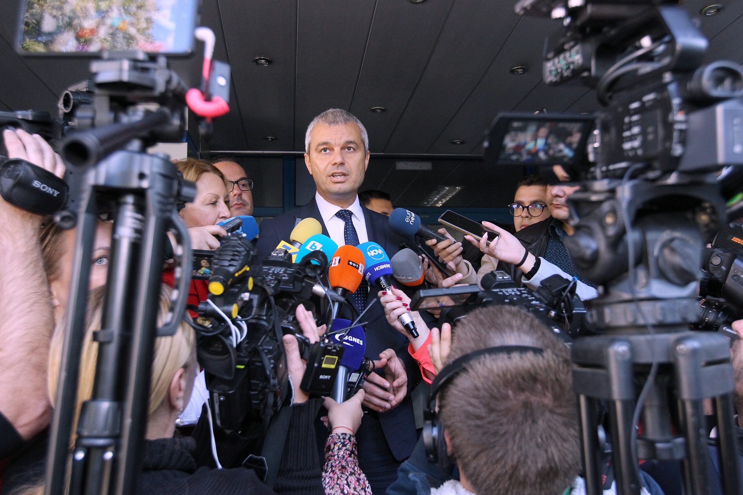 Костадин Костадинов и Петър Волгин ще участват в президентските избори