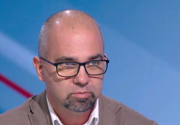 "Мяра" стопи разликата между Йотова и Гюров