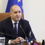 Радев се похвали с плащане по ПВУ, договрено от служебния кабинет на Андрей Гюров