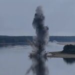 Румъния взриви скала в Дунав, за да осигури вода за АЕЦ "Черна вода"