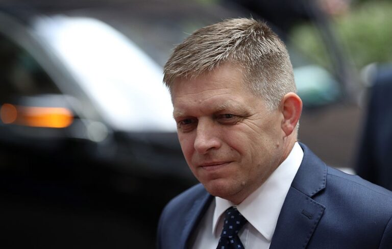 Словакия на Роберт Фицо блокира опита на ЕС да удължи срока на санкциите срещу Русия