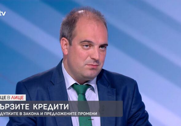 Десетки хиляди дела заради бързи кредити: Съдия критикува идеите за отслабване на защитата на потребителите