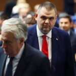 Пеевски иска изслушване на Демерджиев за парите от мантинелите и частните полети
