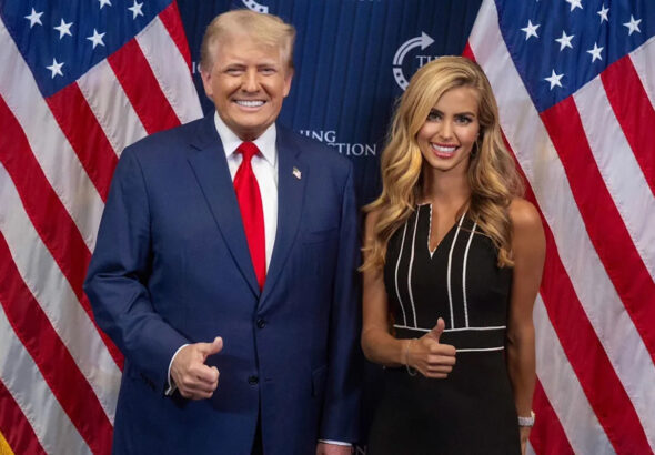 MAGA активистка с 6 седмици стаж в PR-a на Кристи Ноем стана говорител на Белия дом