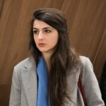 Лена Бориславова ще помага на други атакувани жени с обезщетението от Трифонов