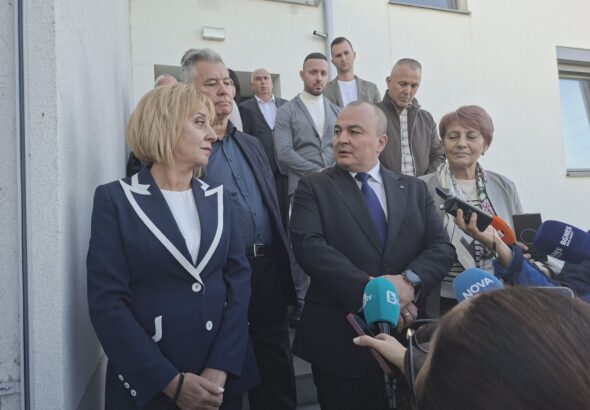 След 1228 проверки за 14 месеца - Мая Манолова и всички агенции пак влязоха логистичните бази на Lidl