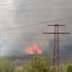 30 деца са евакуирани заради пожар във вилната зона на Мездра