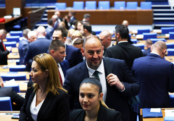 Парламентът избира нов управител на НЗОК