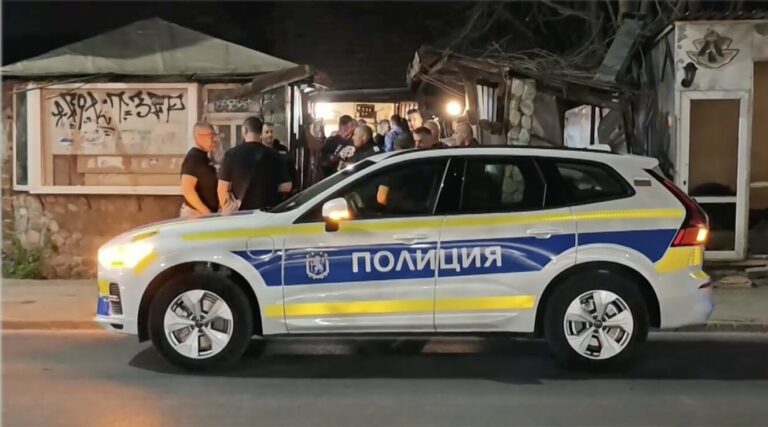 Само трима са обвинени след акцията срещу неонацистката група в Пловдив - сред тях са баща и син