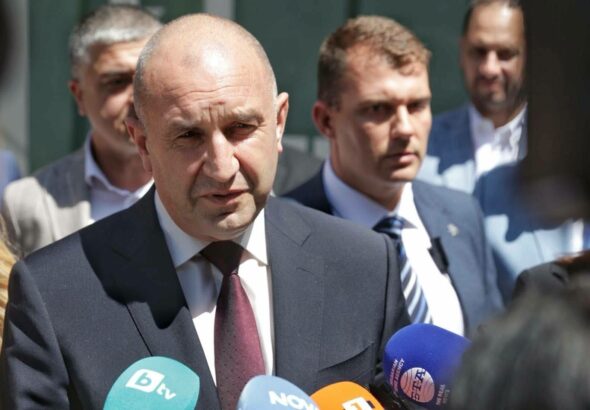 Радев свиква Съвета по сигурността