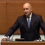Румен Радев: Европа трудно ще съществува дълго срещу Русия