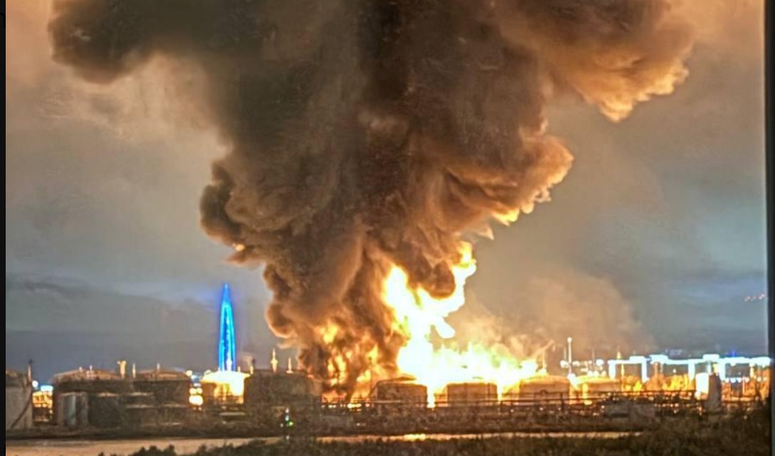Дронове удариха най-големия петролен терминал на Русия в Балтийско море и център за данни в района на Санкт Петербург