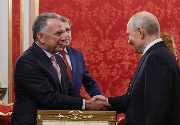 Русия пусна от затвора 74-годишен американец, докато Стив Уиткоф разговаря с Путин