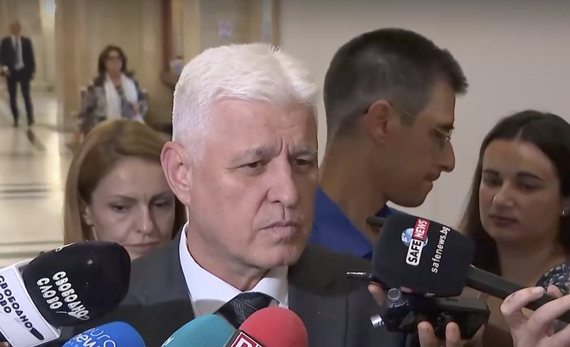 Уволнен е подполковник от военното министерство заради разследване за злоупотреби