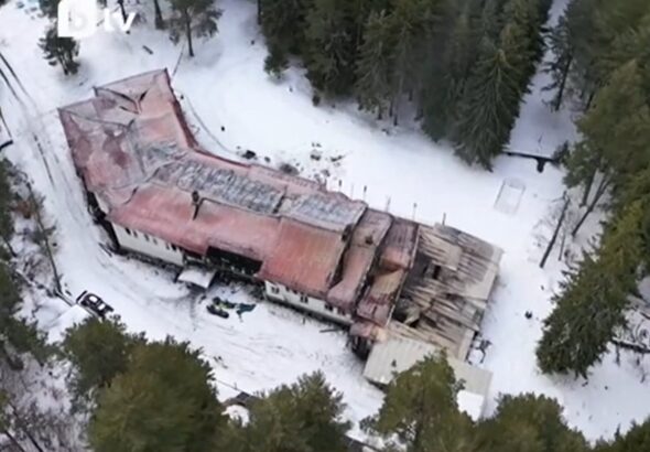 НАП запорира автомобили и шейни по делото "Петрохан"
