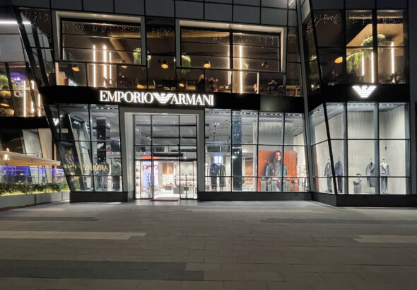 Emporio Armani официално откри новия си магазин и Armani/Caffè в Бургас