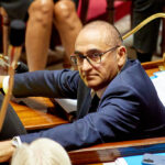 Макрон отхвърли оставката на вътрешния министър след размириците във Франция