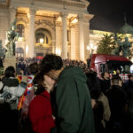 Нощ на еуфория в Белград - студентите дочакаха своята победа