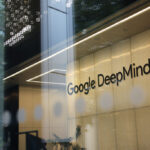 Служители на Google напускат заради използването на AI за военни цели