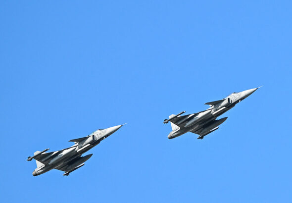 Унгарски изтребител Gripen се разби край Солнок