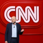 Дейвид Елисън запазва Марк Томпсън начело на CNN въпреки атаките на Тръмп