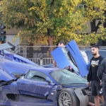 Един от едва 20 произведени автомобила в света е разбит при катастрофа в София