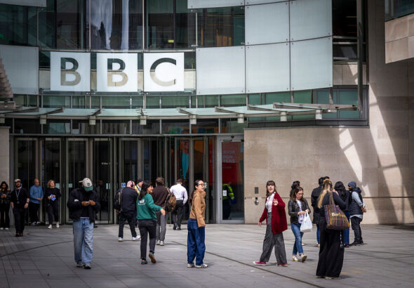 Британската BBC започва масови съкращения още следващата седмица