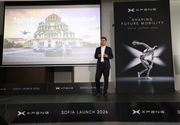 Китайският XPENG започва продажби в България с три електрически модела -  XPENG G6, P7+ и G9