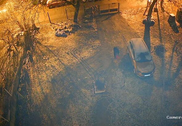 Петима са задържани за палежа в двора на кмета на Бистрица