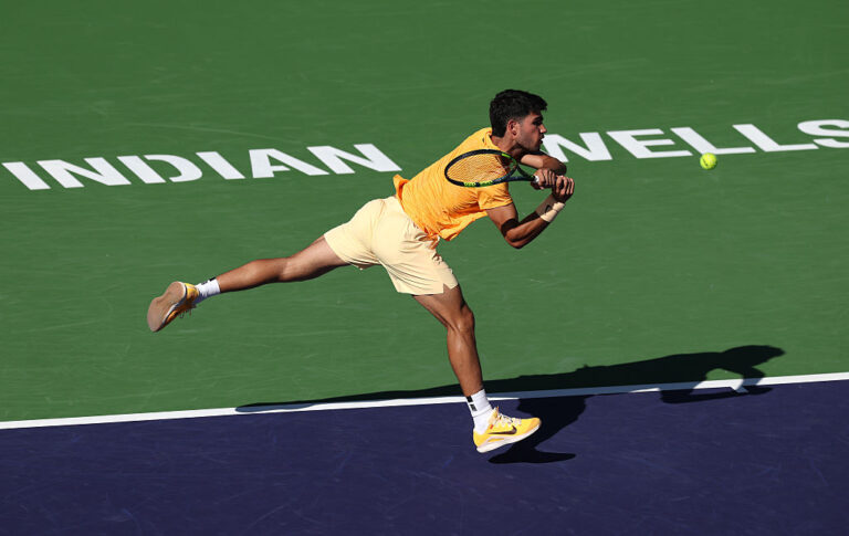 Непобедимият Алкарас блести в "Рая на тениса". Шампионът отпадна