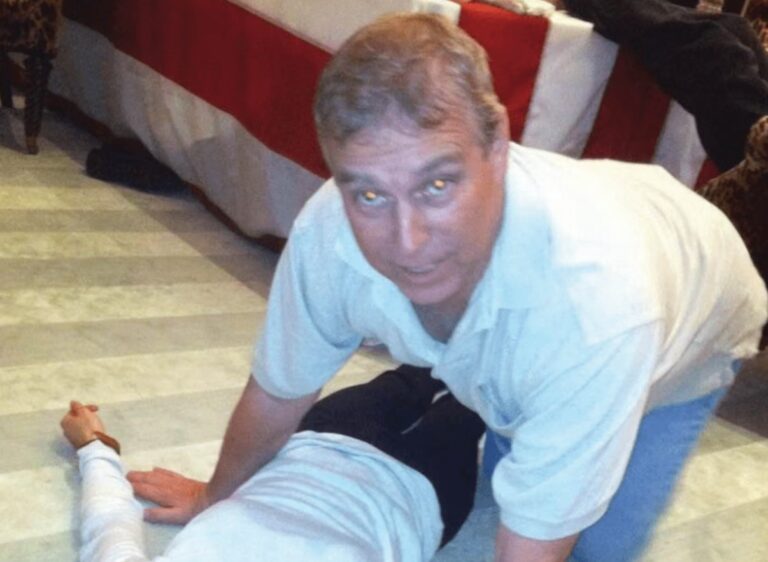 Файлове от досието "Епстийн" предполагат, че принц Андрю е контактувал със сексуалния престъпник и след присъдата му