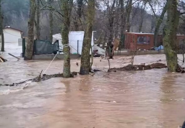 Къмпинг "Арапя" отново е наводнен, пътят Царево-Ахтопол също е залят от вода