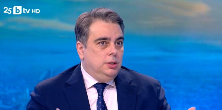 Асен Василев: Над 250 000 души в страната казаха, че не искат това правителство