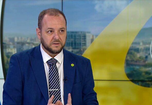 Сандов подозира конфликт на интереси в сигнала на МОСВ срещу рейнджърите от Петрохан