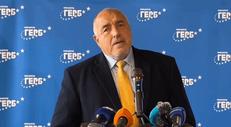 Борисов: Работата на Радев не е да дава съвети за закона за "Лукойл"