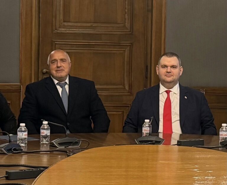 "Аз никога не лъжа": Борисов смята, че санкциите срещу Пеевски може да отпаднат, ако той се поправи