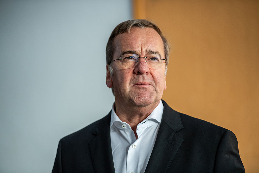 Писториус каза, че Кремъл може да нападне НАТО преди 2029. Москва го нарече агресор