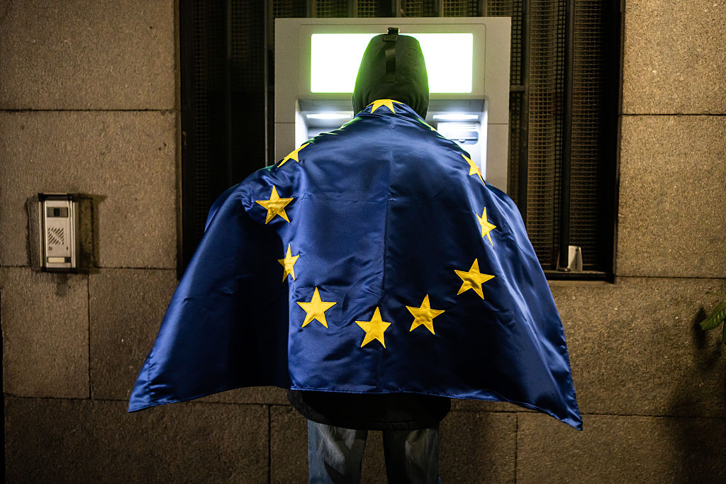 Българите са направили 42 млн. евро оборот през карти и банкомати за два дни