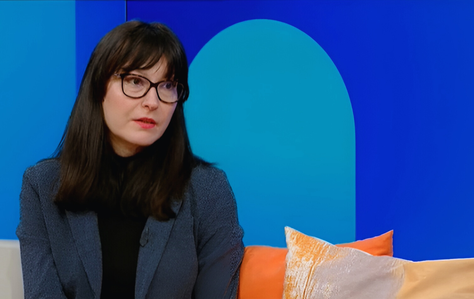 Семейният терапевт Валентина Димитрова: "Скъсването" между родители и деца е криза, но и шанс за промяна