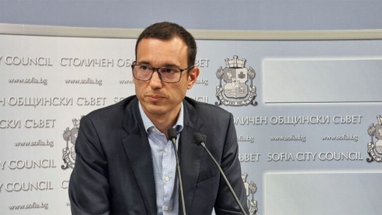 Терзиев готви нови попълнения и "структурни промени" в Столична община